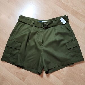 NWT Old Navy Green Cargo Highrise Pleat Belted Shorts Flowy Twill Size 16
